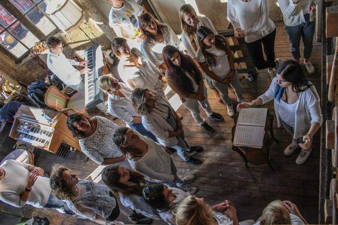 Myrthe zit ook in een koor