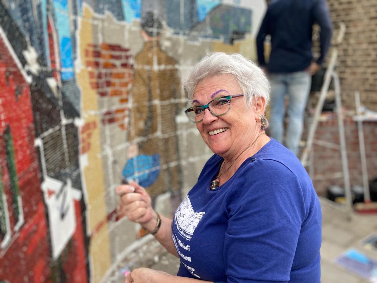 Buurtbewoonster in Höfke van Sint Anthonius