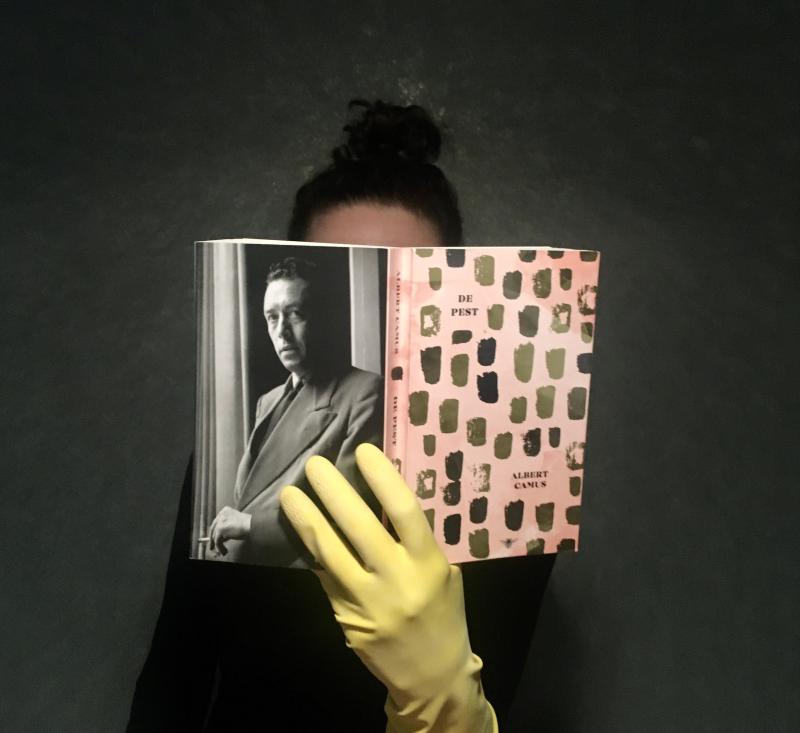 Vicky leest Camus in coronatijd