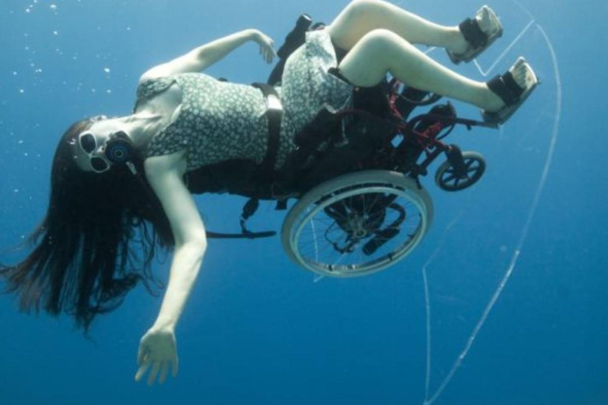 Sue in the blue - C: Norman Lomax