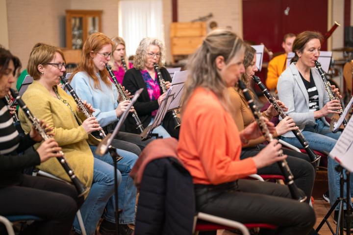 Hard repeteren geblazen